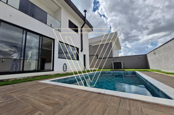Sobrado Contemporâneo Novo – 3 Suítes e Piscina no Gran Ville São Venâncio, Itupeva 