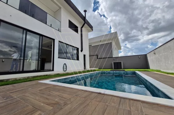 Sobrado Contemporâneo Novo – 3 Suítes e Piscina no Gran Ville São Venâncio, Itupeva 