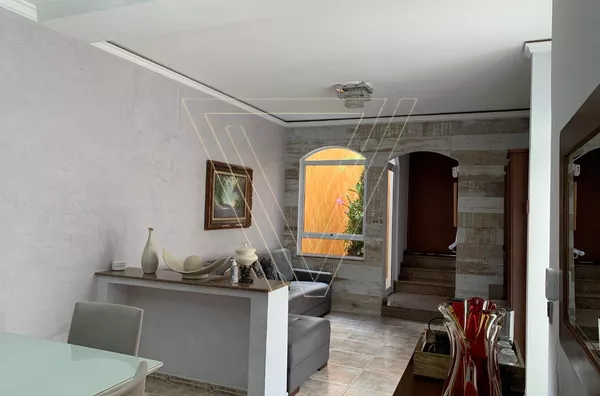 Casa à venda (sobrado) 3 dormitórios - 187m² - Vila Vianelo - Jundiaí - SP