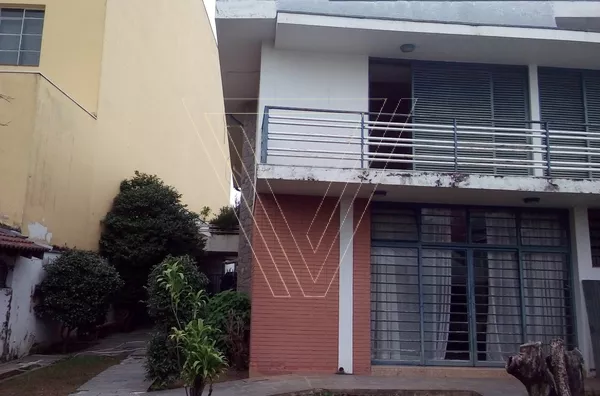 *Casa comercial em Excelente localização no Centro aceita PERMUTA. - Foto 8