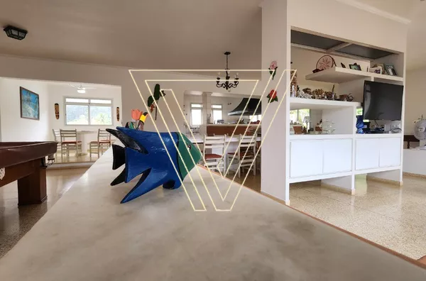 Casa a venda em São Sebastião a poucos metros do Mar - Foto 1