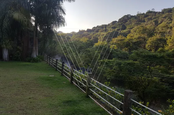 * 5 dormitórios sendo 3 suítes ESTUDA PERMUTA - Foto 8