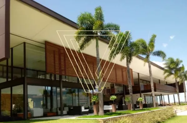 Terreno no Condomínio Bosque do Horto com 458 m² - Foto 1