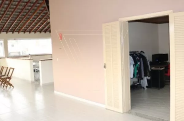 #Casa com zona mista localização privilegiada aceita Permuta!!! - Foto 12