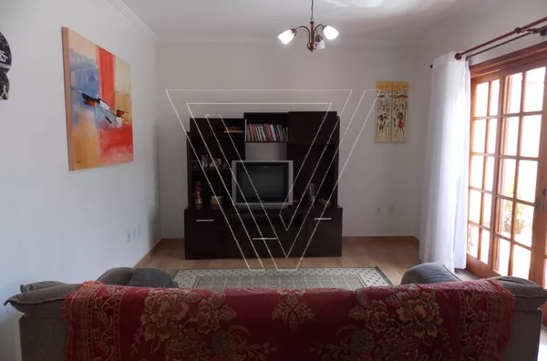 *Casa a venda 03 suítes - 280 m² - com piscina - região central de Jundiaí - SP