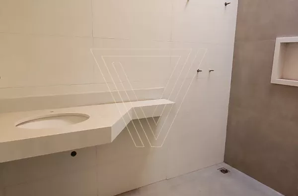 CASA em condominio no Engordadouro - fase final de construção / estuda permuta menor valor 