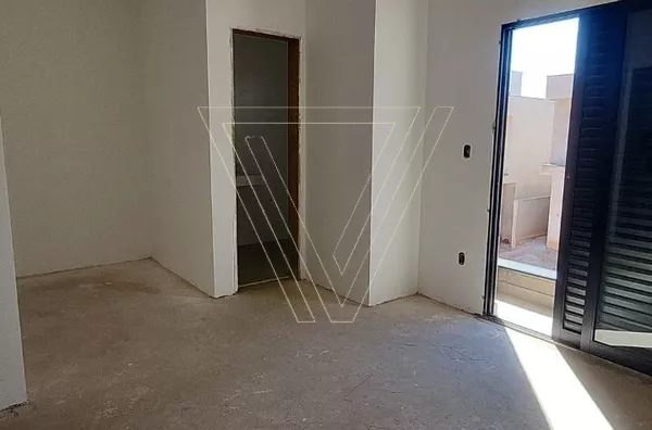 CASA em condominio no Engordadouro - fase final de construção / estuda permuta menor valor 