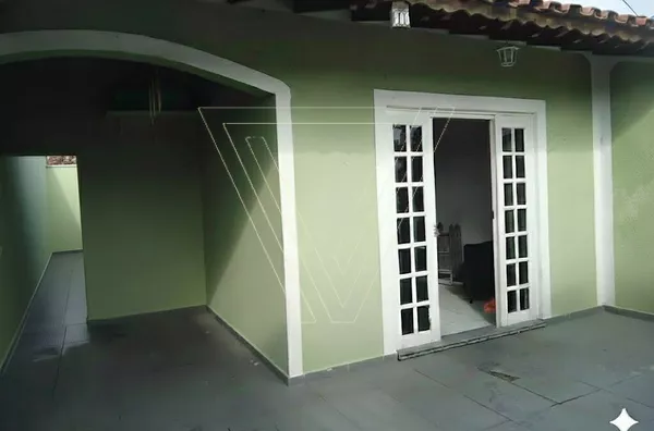*CASA TÉRREA À VENDA  -  MEDEIROS JUNDIAI 