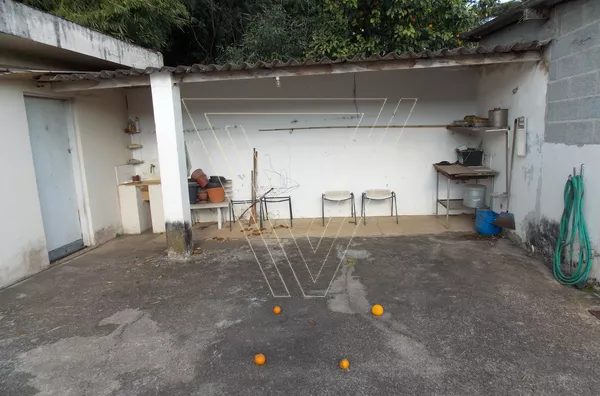 Chácara com 3 Casas em amplo terreno comercial ou residencial - Caxambu - Jundiaí - SP - Foto 3