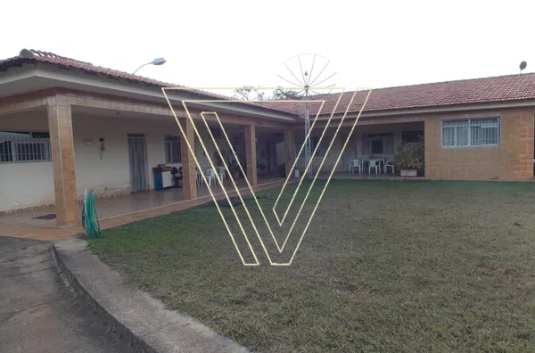 Chácara com 3 Casas em amplo terreno comercial ou residencial - Caxambu - Jundiaí - SP - Foto 3