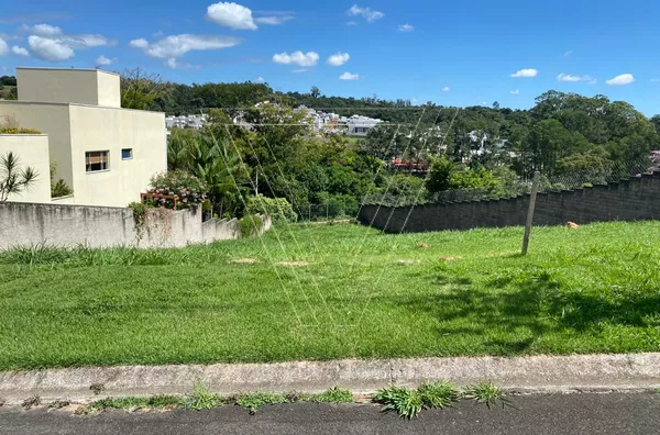 Excelente lote - Condomínio Quintas do Lago.