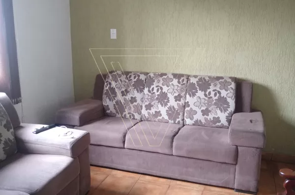 *Vende-se Casa no Bairro Tulipas /Jundiaí.