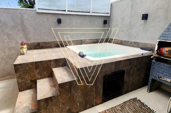 Casa em Condomínio Fechado com Spa Privativo – Kaza Jundiaí (Cidade Nova)Viva com conforto, segurança e uma área de lazer exclusiva no quintal da sua casa!