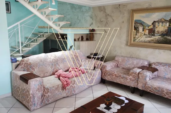 BELÍSSIMO SOBRADO NO BAIRRO DO CAXAMBU COM SUÍTE E PISCINA - JUNDIAÍ - SP. - Foto 6