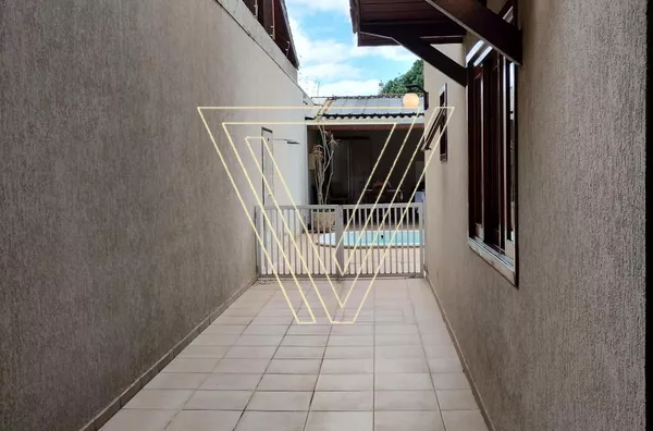 BELÍSSIMO SOBRADO NO BAIRRO DO CAXAMBU COM SUÍTE E PISCINA - JUNDIAÍ - SP. - Foto 5