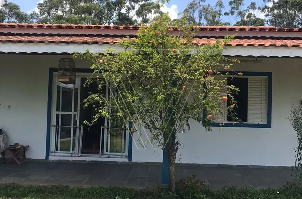 LINDA CHÁCARA  -   TERRAS DE SANTA CRUZ - ACEITA PERMUTA POR CASA OU APARTAMENTO DE MENOR VALOR EM JUNDIAÍ