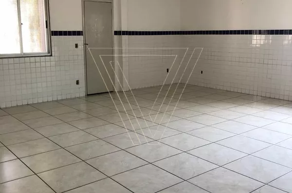 *IMÓVEL COMERCIAL COM 426 M², SENDO 02 ANDARES COM 09 SALAS, CENTRO. - Foto 17