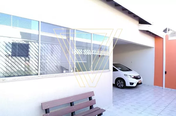 *CASA - JARDIM IPANEMA COM 03 DORMITÓRIOS, 153 M² A/C - ÓTIMO BAIRRO PARA MORAR -ACESSO FÁCIL A RODOVIAS. - Foto 1