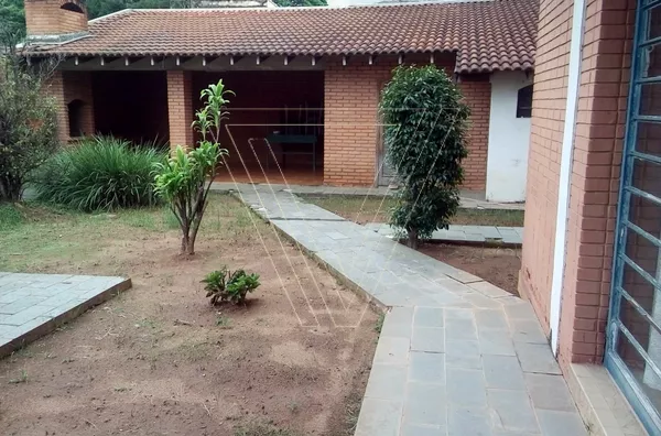 *Casa comercial em Excelente localização no Centro aceita PERMUTA. - Foto 8