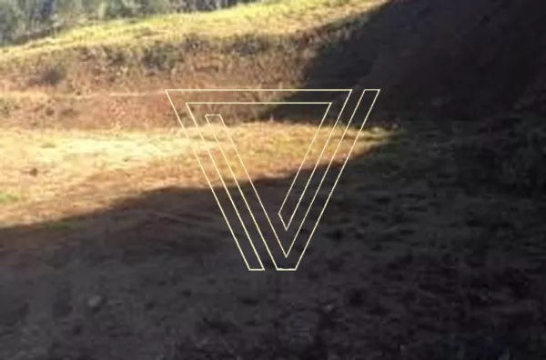 Terreno com plato para venda ou locação - Foto 6