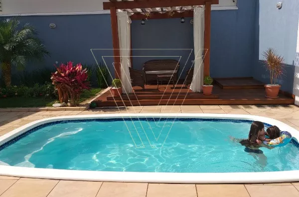 ***ESTUDA PERMUTA -  LINDA CASA COM PISCINA / AQUECIMENTO SOLAR...
