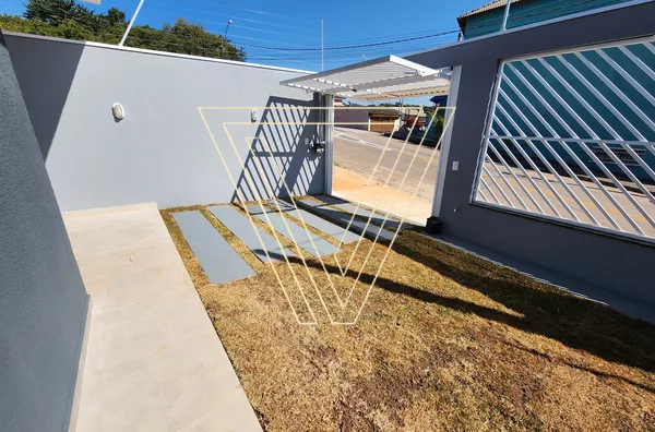 Casa Nova no Marambaia, com cerca elétrica, infraestrutura para ar condicionado. 