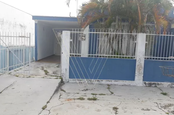 Casa residencial e galpão   (residencial e comercial) 