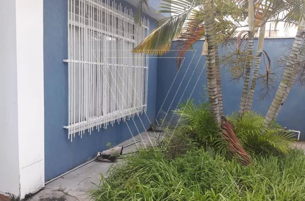Casa residencial e galpão   (residencial e comercial) 