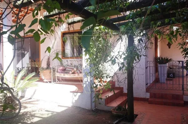*CASA COM PISCINA ÁREA GOURMET 3 SUÍTES - COND BOSQUES DO CORRUPIRA - ESTUDA PERMUTA - Foto 17