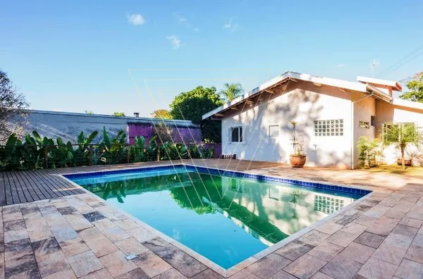 *CASA COM PISCINA ÁREA GOURMET 3 SUÍTES - COND BOSQUES DO CORRUPIRA - ESTUDA PERMUTA - Foto 18