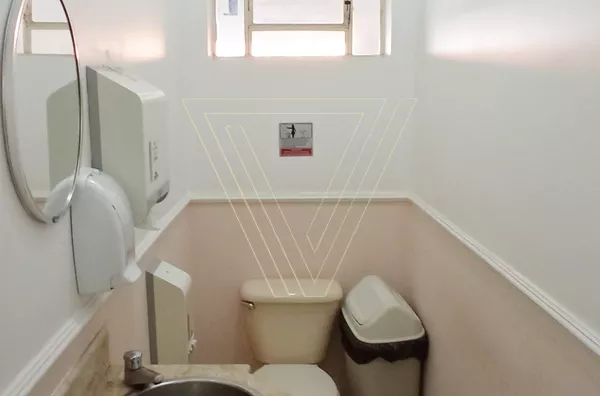 LOCAÇÃO - Imóvel Comercial Ideal Para Área Médica - Clinicas, Laboratórios, Farmácias ou afins - Foto 24