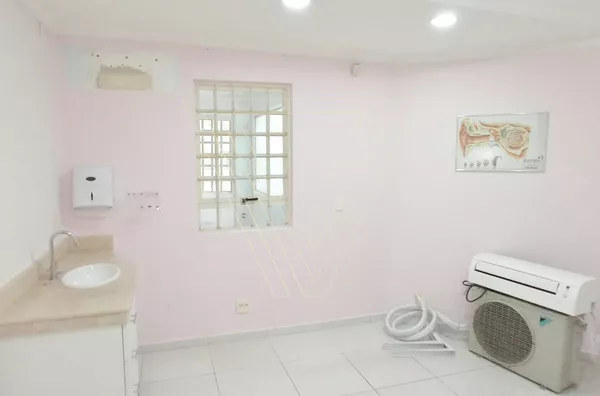 LOCAÇÃO - Imóvel Comercial Ideal Para Área Médica - Clinicas, Laboratórios, Farmácias ou afins - Foto 19