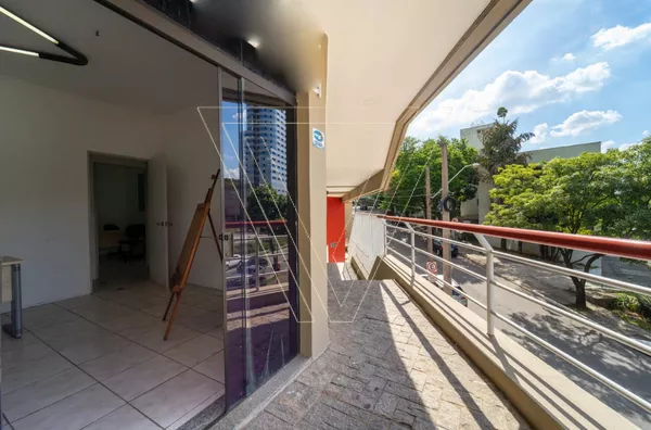 Sala comercial na 9 de julho OPORTUNIDADE VALOR ABAIXO DO MERCADO!! - Foto 2