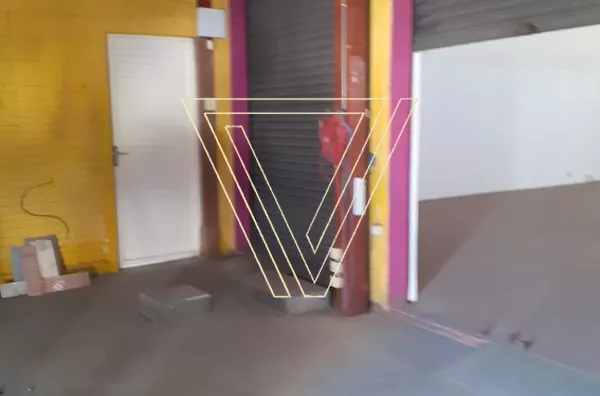 *Salão comercial térreo em ótima localização. Vila Rio Branco, próximo ao Maxi Shopping - Foto 1
