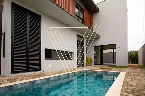 *CASA COM 3 DORMITÓRIOS,  1 SUÍTE , PISCINA- CONDOM PHYTUS - Foto 1