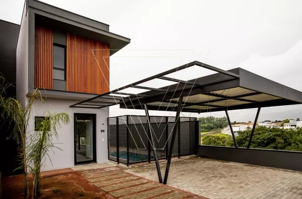 *CASA COM 3 DORMITÓRIOS, 1 SUÍTE , PISCINA- CONDOM PHYTUS - Foto 8