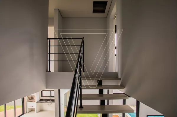 *CASA COM 3 DORMITÓRIOS, 1 SUÍTE , PISCINA- CONDOM PHYTUS - Foto 6