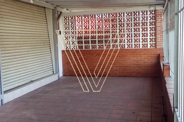 *Salão Comercial 180m² -Jundiaí Mirim - Próximo Estrada de Itatiba - Foto 2