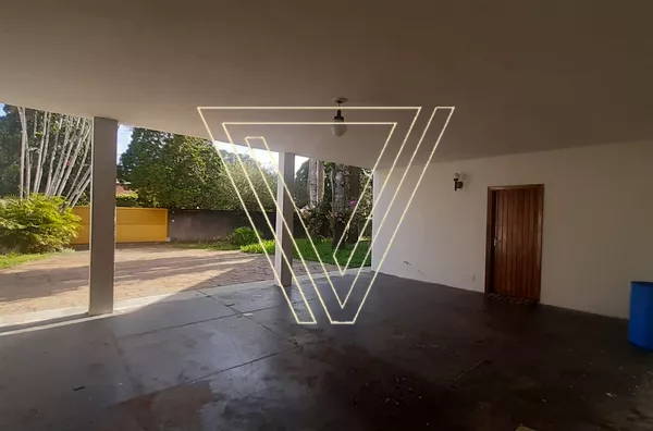 Casa 440m² A/C e 1.200 A/T na região da Malota Jundiaí