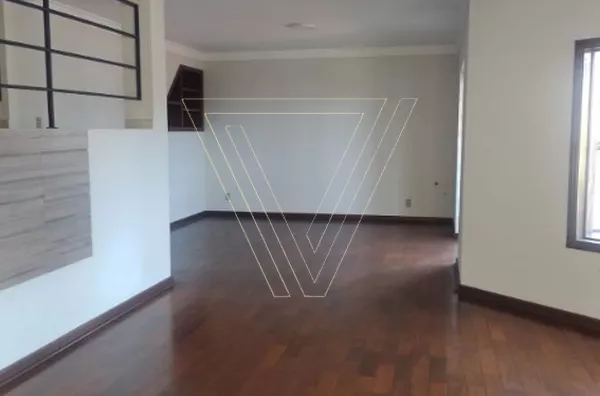 *Casa a venda Próximo ao Maxi Shopping Jundiaí 