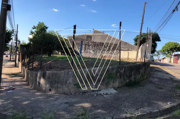 *TERRENO PLANO - TRAVESSA DA RUA ATIBAIA - 470m² - FINANCIE TERRENO + CONSTRUÇÃO. - Foto 2