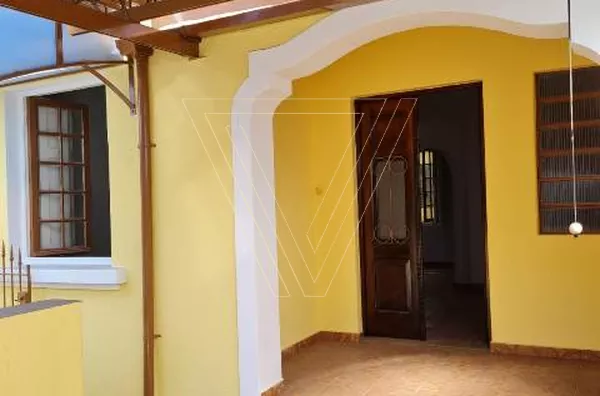CASA REFORMADA EM EXCELENTE LOCALIZAÇÃO PARA COMÉRCIO EM PERDIZES. - Foto 1