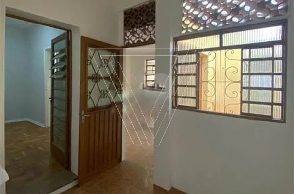 CASA REFORMADA EM EXCELENTE LOCALIZAÇÃO PARA COMÉRCIO EM PERDIZES. - Foto 13