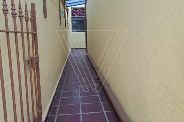 CASA REFORMADA EM EXCELENTE LOCALIZAÇÃO PARA COMÉRCIO EM PERDIZES. - Foto 18