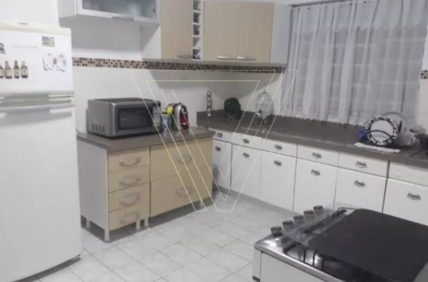 Sobrado com 2 Casas independente no Centro aceita PERMUTA por apartamento de menor valor. - Foto 10