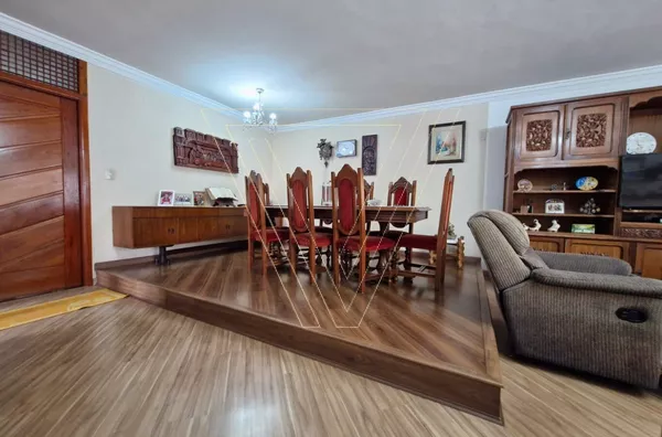 IMPONENTE CASA DE ESQUINA À VENDA NA VILA TAVARES - Campo Limpo Paulista – IDEAL PARA CLÍNICAS OU GRANDES FAMÍLIAS - Foto 4