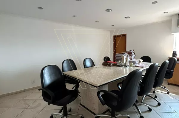 Sala Comercial Mobiliada À Venda com 145m² - Edifício Palácio do Comércio Centro, Jundiaí