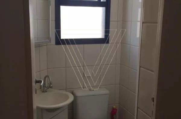 *Sala comercial ampla a venda com 43 m², mobiliada no Anhangabaú (Sala já locada) - Foto 9