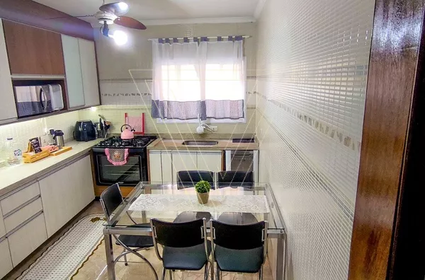 Oportunidade em Jordanésia: Casa no Condomínio Reserva Colina Verde - Foto 12