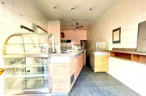 Sobrado com loja comercial Centro de Jundiaí-SP.